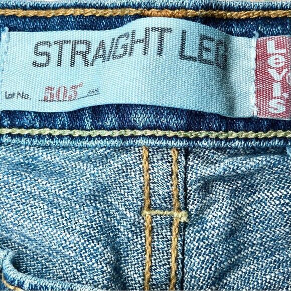 Levi’s 505 Vintage Straight Leg Jeans in Distressed Blue Wash Women’s 12S - Picture 8 of 9